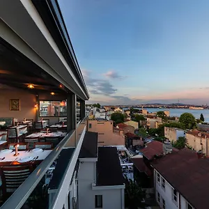 https://azade-premier.istanbul-turkeyhotels.com