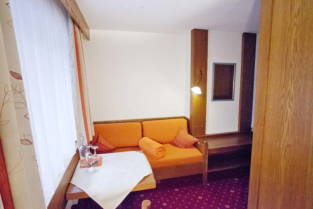 Gaestehaus Birkenhof 오버스트도르프